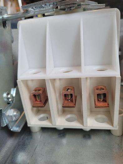 Used Crouse Hinds W2SR33542 Interlocked Arktite Receptacle