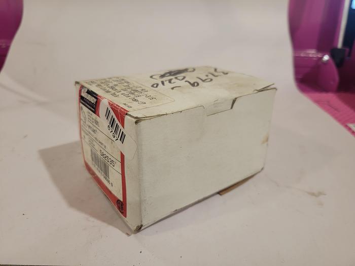 Burndy 502535 HYLUG, YA31L