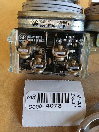 Allen Bradley 800T-FC16A Maintained Contact Push Button Unit