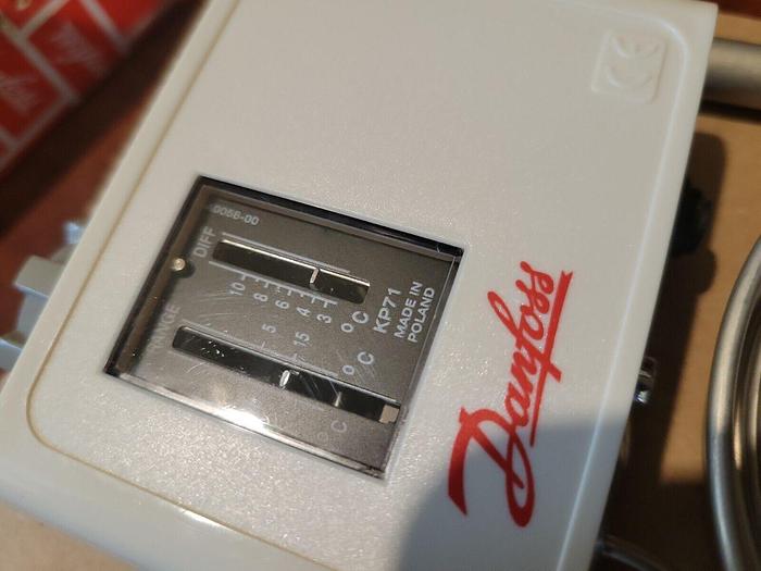 Used Danfoss Thermostat 060L111366