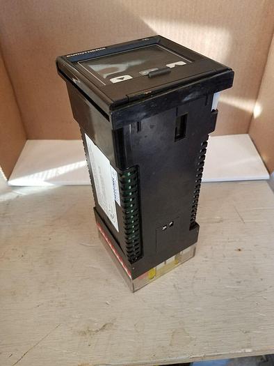 Used Eurotherm 818P4/RTD/RLGC/CLGC/FLD/FHD/NONE/NONE/SN/70/0/850/C/RS/RH/D/N/S...