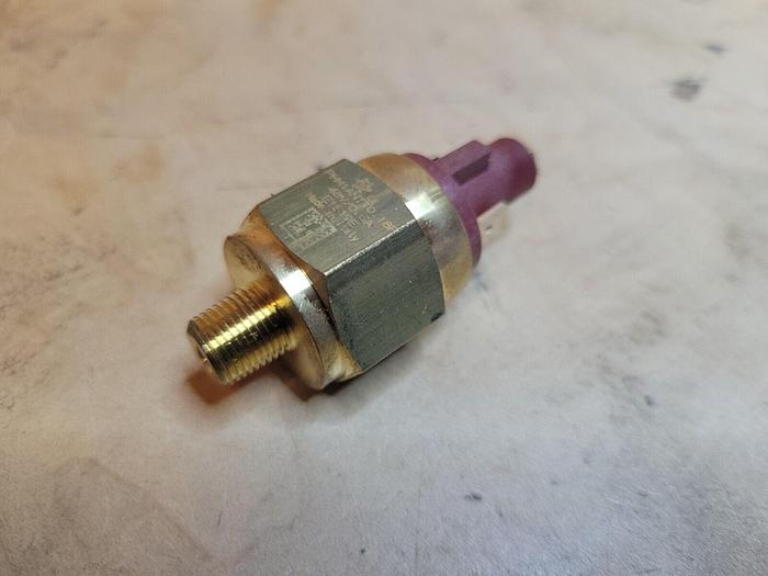 Camozzi PMM1ANTTO 18F, E1519E