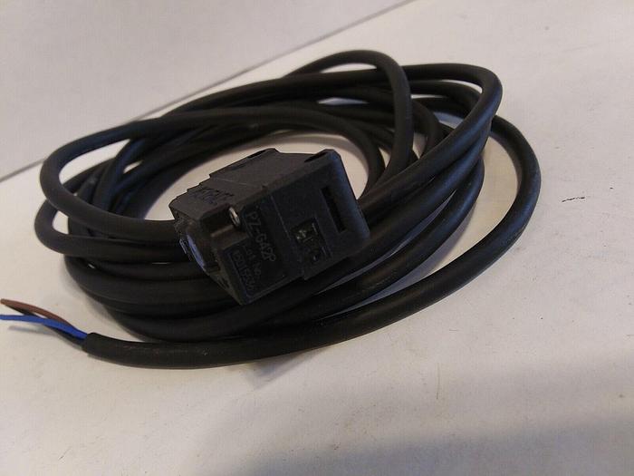 Used Keyence PZ-G42P Photoelectric Sensor