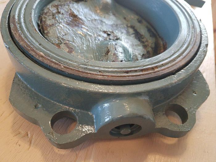 Used DeZurik 9368125R000, Size 6" BGS Style