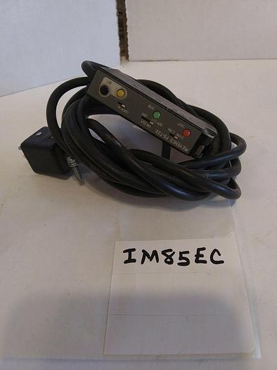 Used Keyence FS-T22 Fiber Optic Sensor