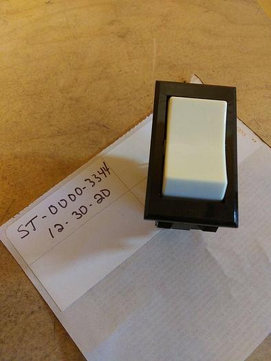 Carling 0651 R Rocker Switch. *TIGM5M-6S-WH-NBL