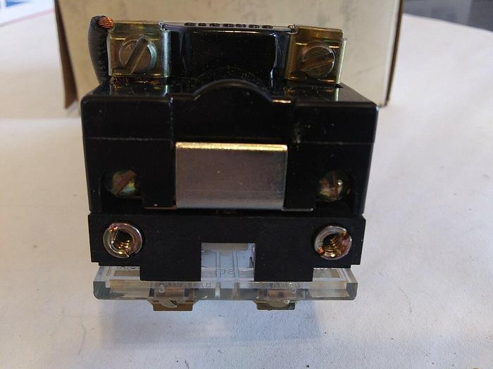 Furnas 52PA6GBA Push to Test Pilot Light Transformer Type