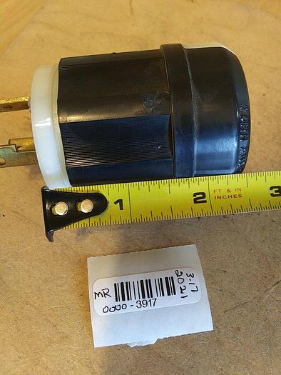 Leviton 2631-PLC 2 pole 3 Wire Grounding Plug Locking