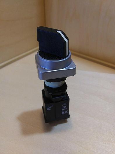 Square D D6G2SDU11 Selector Switch