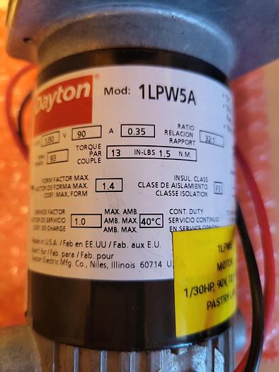 Used Dayton 1LPW5A 90V 32:1, 93 RPM