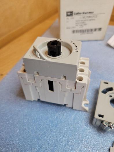 Cutler Hammer C362NM25D Door Mounted Switch