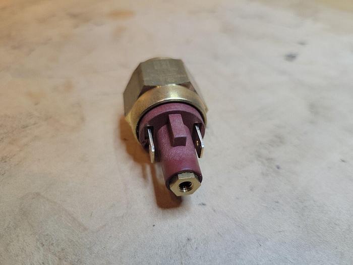 Camozzi PMM1ANTTO 18F, E1519E