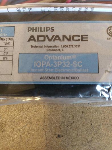 Advance IOPA-3P32-SC 120V Electronic Ballast