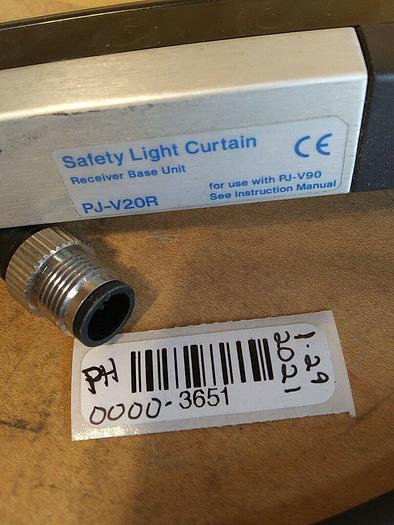 Used Keyence PJ-V20R Base with PJ-V22R Extension Safety Light Curtain Receiver