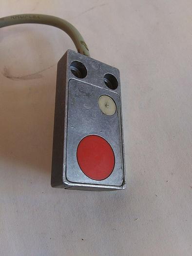 Used Omron TL-W5E1 Proximity Switch