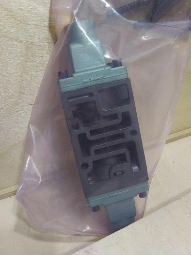 Numatics 152JK4000 Pneumatic Valve