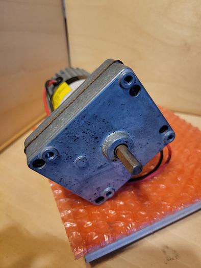 Used Dayton 1LPW5A 90V 32:1, 93 RPM