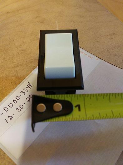 Carling 0651 R Rocker Switch. *TIGM5M-6S-WH-NBL