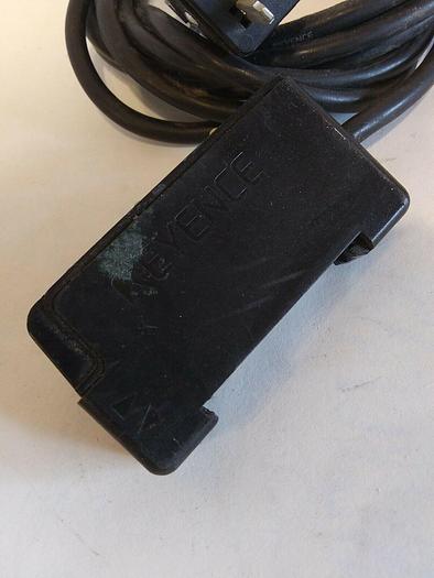 Used Keyence FS-T22 Fiber Optic Sensor