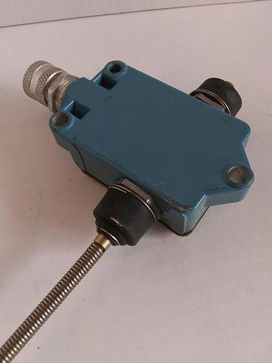 Used Micro Switch BAF1-3CN18X1 Limit Switch