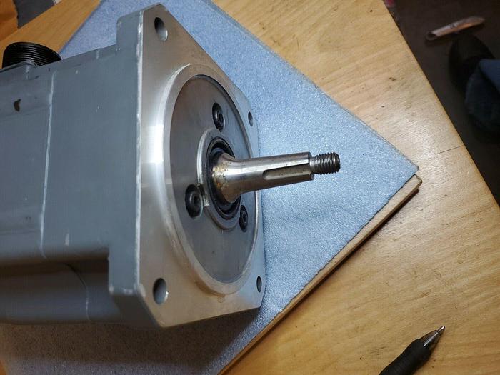 Used Mitsubishi Electric Mitsubishi Electric HA43NC-SD5 AC Servo Motor - NO ENCODER