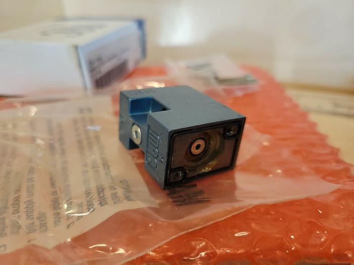 MAC Valve 45A-M00 (2 Day Fedex)