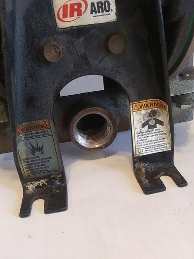 Used Ingersoll Rand 666101-244-C Diaphragm Pump