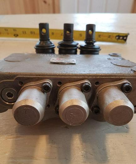 Used Casappa Hydraulic VCD 20/3 Three Valve Unit