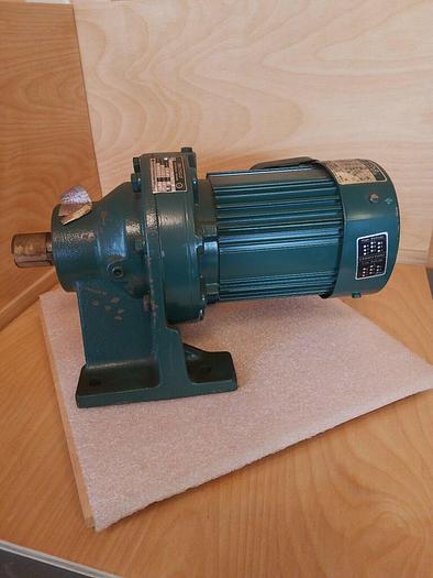 Used Sumitomo SM-CYCLO CNHM 02-4090Y A Gearmotor