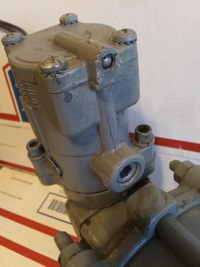 Parker K065103553 Solenoid with Cylinder