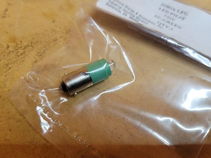 Siemens 3SB0A-LFG Green, LED Pilot 120V