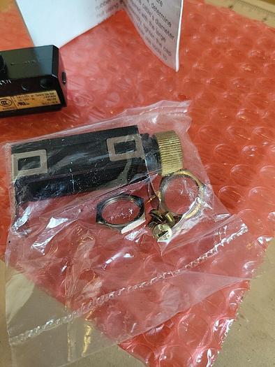 Yamatake EN60947-5-1 IP67, Honeywell PK 88221, Miniature SL1 Enclosed *USA*