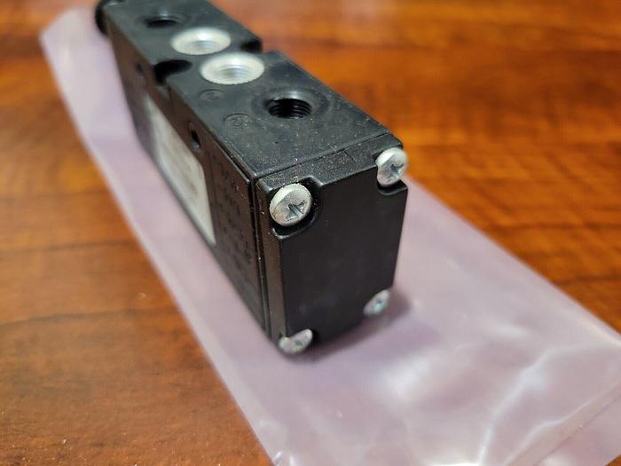 Pneumax 828.52.3.9.M2