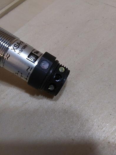 Telemecanique XSA-A05511B Proximity Sensor