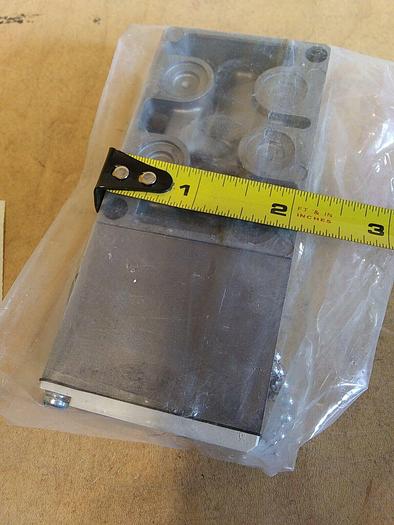 SMC SP0102 Subplate Valve