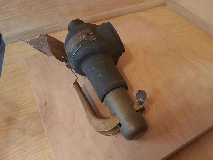 Dresser 1543F Size 1", 15 PSI Safety Relief Valve