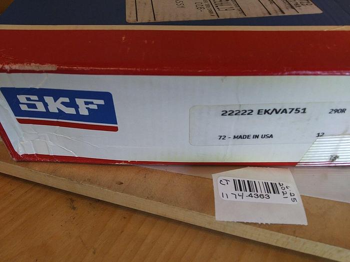 SKF 22222 EK/VA751 Spherical Roller Bearing