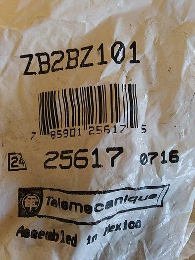 Telemecanique ZB2BZ101 Contact Block with Base