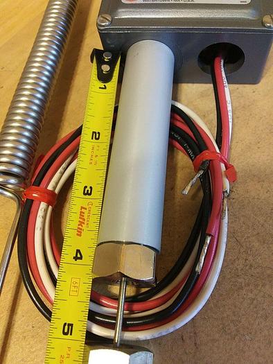 United Electric E7 7691 Temperature Controller * Range 105-125°F