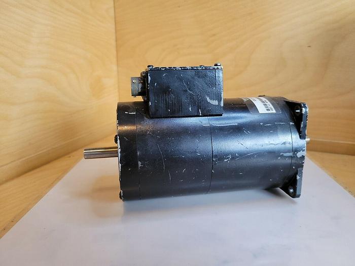 Used Compumotor CPLX83-150 Stepper Motor
