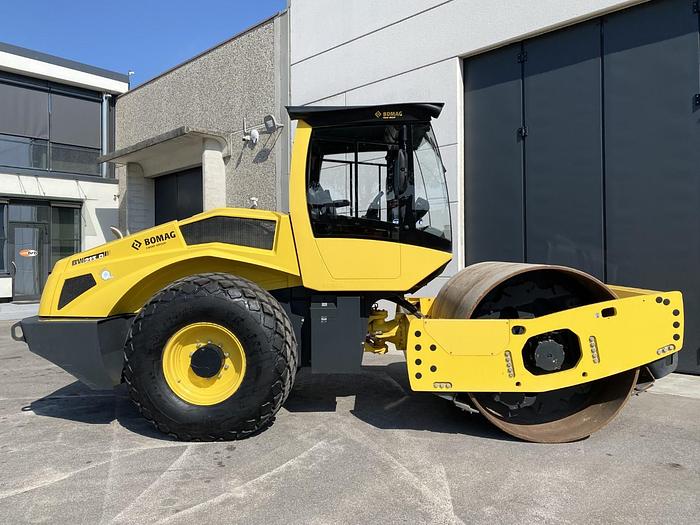 Usato 2016 BOMAG BW 213 D-5