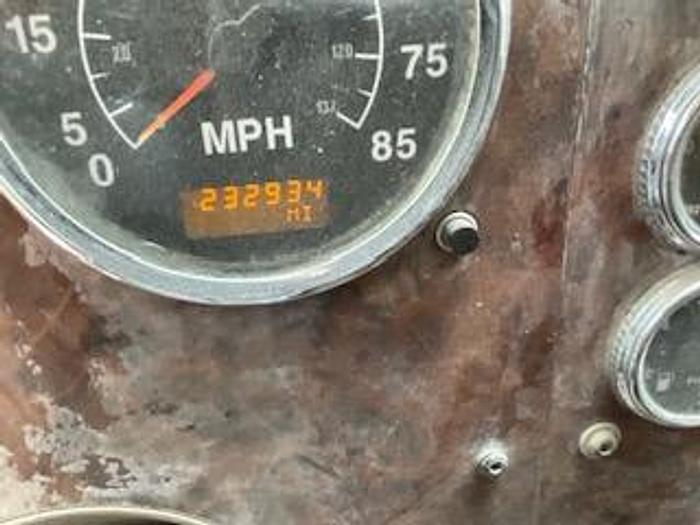 Used 2005-2006 International Mixer Trucks (5)