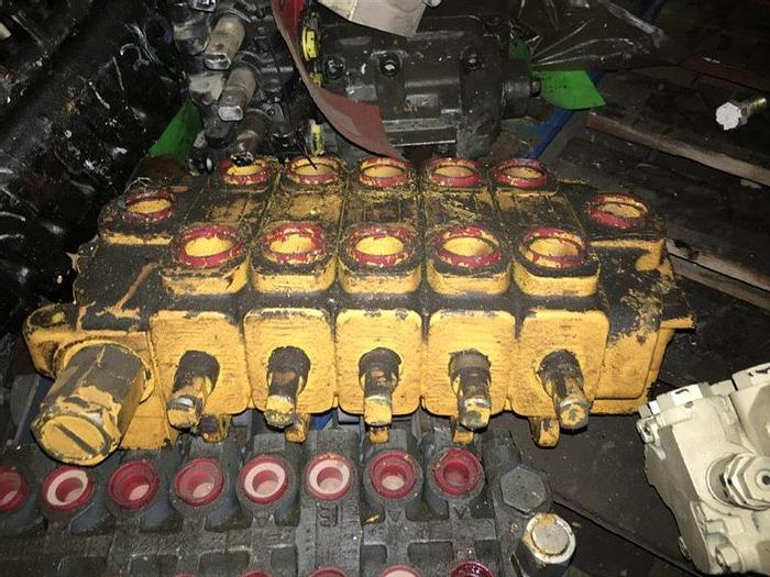 Used Driltech Hydraulic Valve - 001023-008