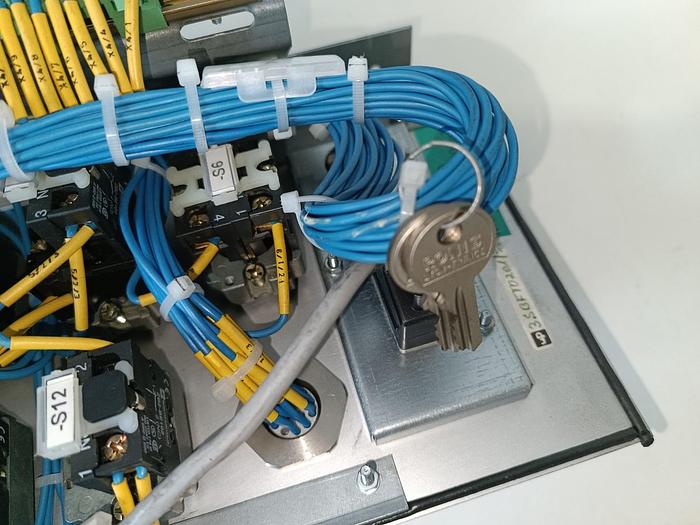 Bedienterminal UCP-1000, 7BF3SBFT0201A, Unipo, neu