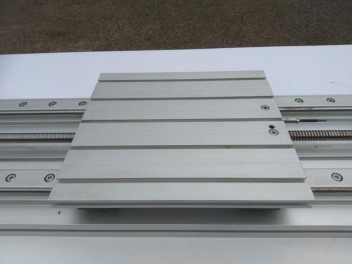 Gebraucht Linearantrieb mit gelagerter Linearführung und Schrittmotor,  Isel /Isert electronic