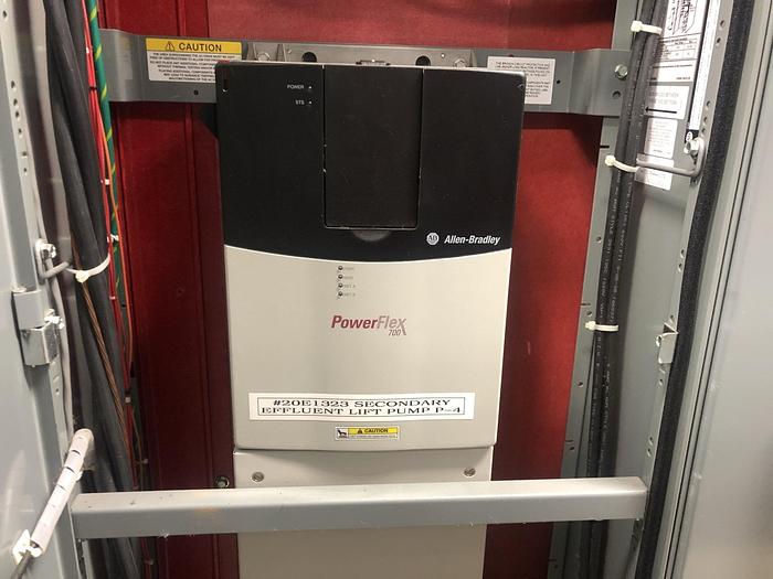 Used ALLEN BRADLEY CENTERLINE MCC SECTION WITH POWERFLEX DRIVES