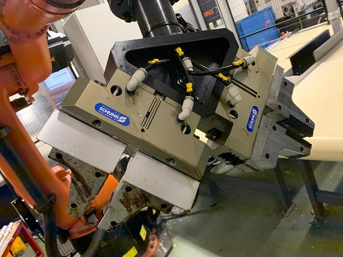 D56 Robotcell KUKA KR 60 L Vision system