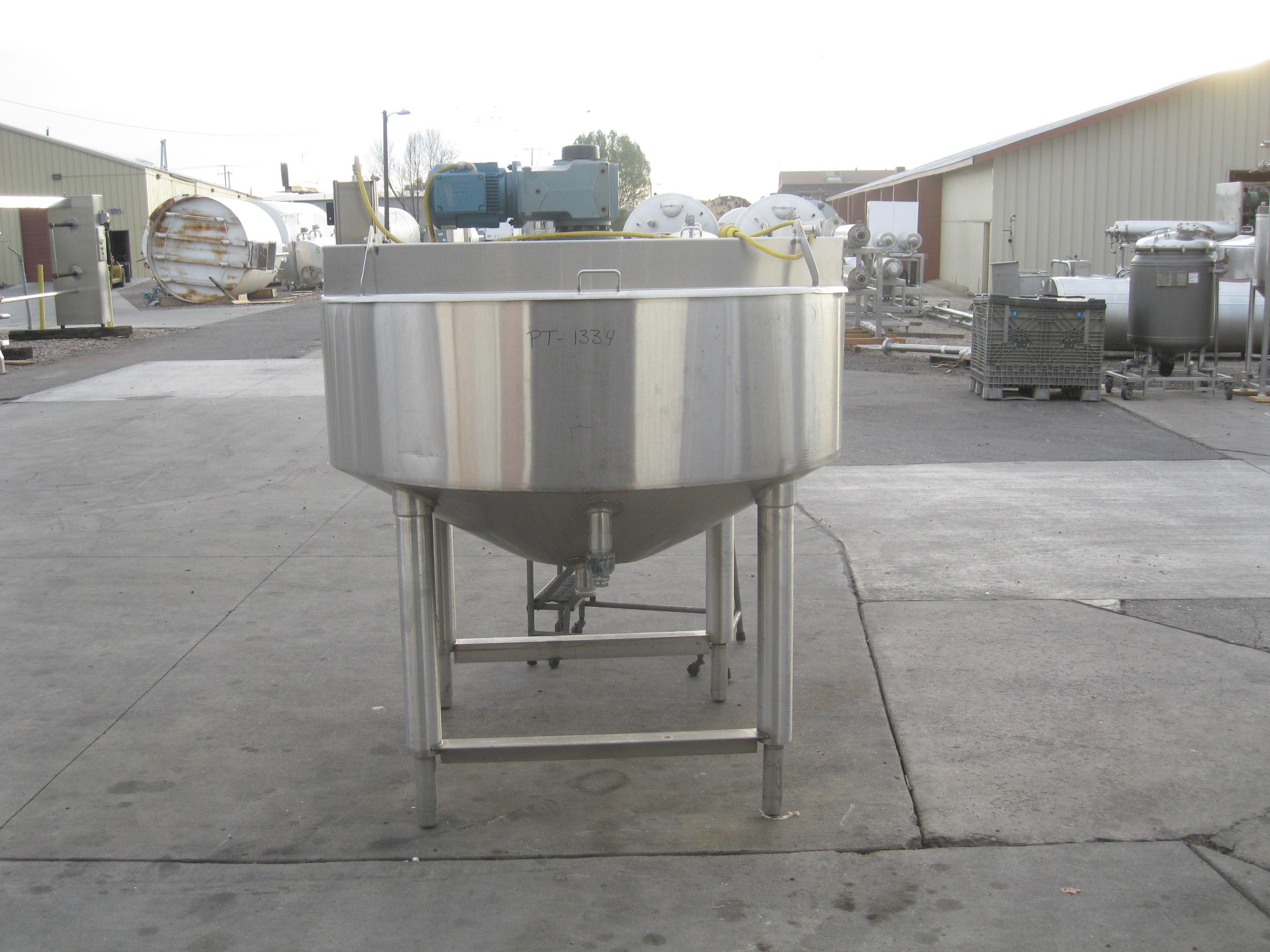 Usado 200 WORKING GALLON VERTICAL SWEEP AGITATION CONE BOTTOM PROCESSOR