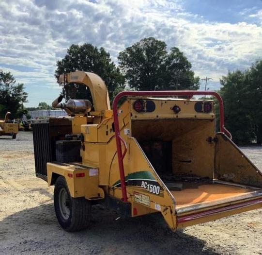 Used 2014 Vermeer BC1500-17VP Brush Chipper