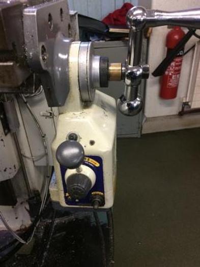 Used Used Microcut 837 Turret Milling Machine